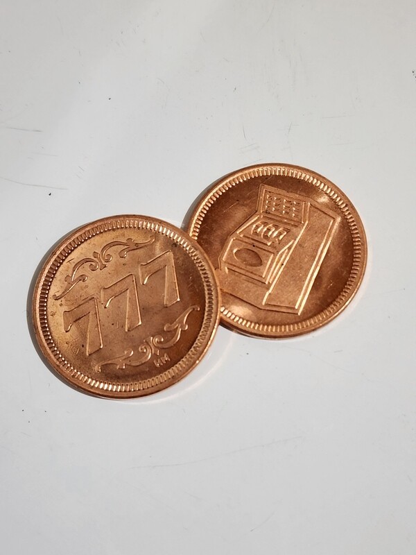 777/slot machine token