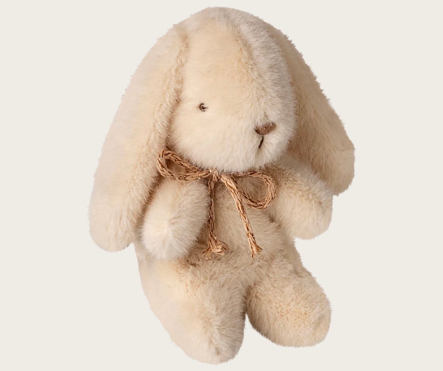 Triušis (kreminis) S