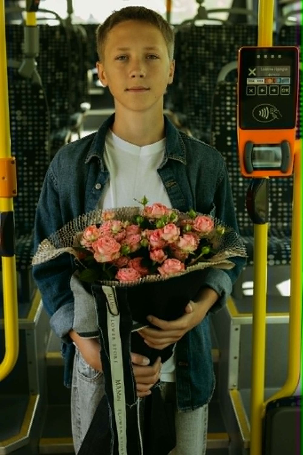 Puokštė "TEEN SPIRIT ROSES"