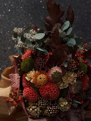 Puokštė "TRUST YOUR FLORIST”