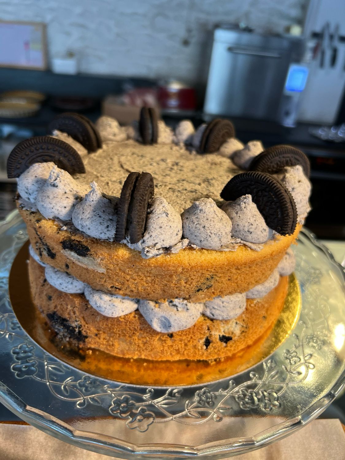 Oreo Sponge Cake