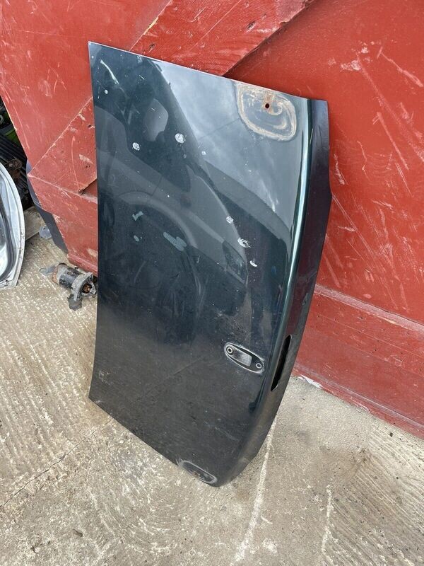 BOOT LID (NO HOLES)