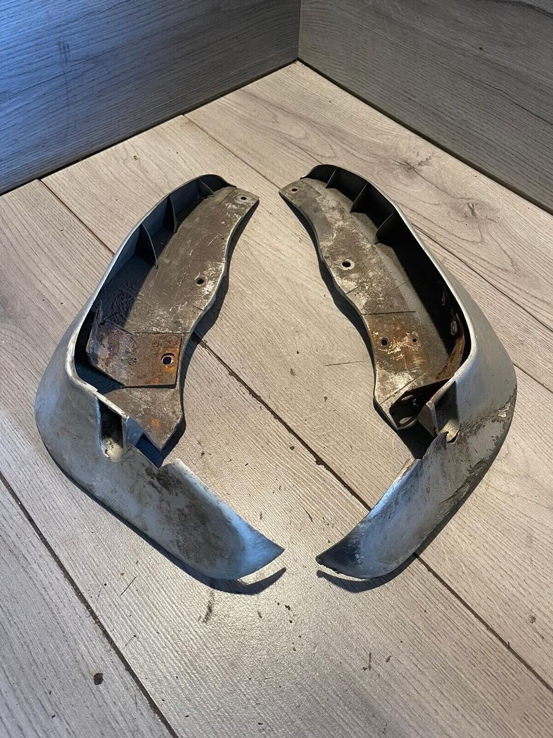 MAZDA MX5 MK1 FRONT MUDGUARDS SILVER