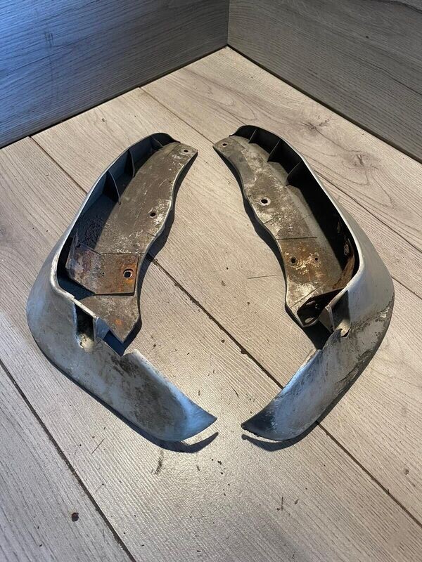 MAZDA MX5 MK1 FRONT MUDGUARDS SILVER