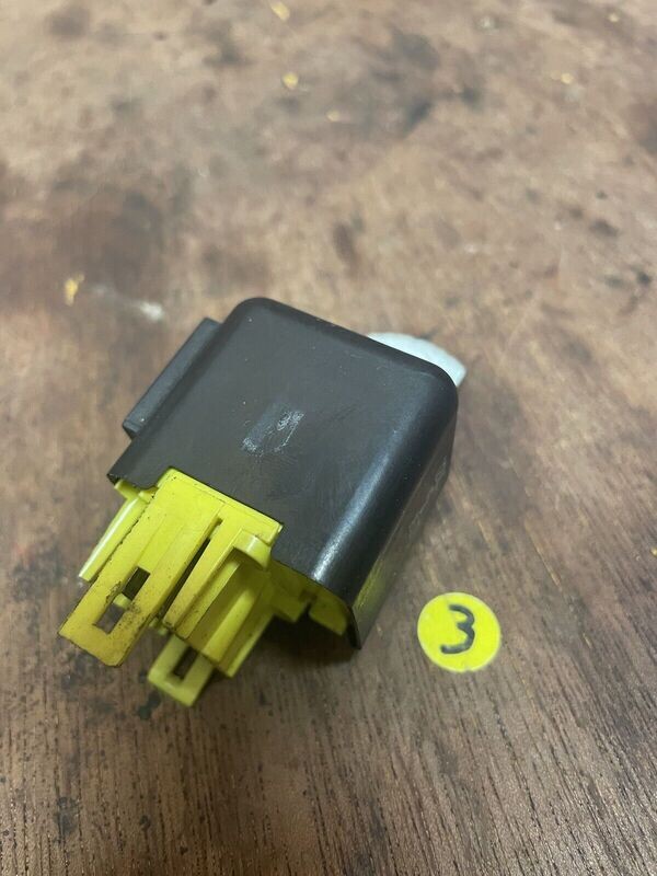 FUEL PUMP RELAY DENSO 056700-6381 MX5 MK1 EUNOS 1.6 MX3 1989-98