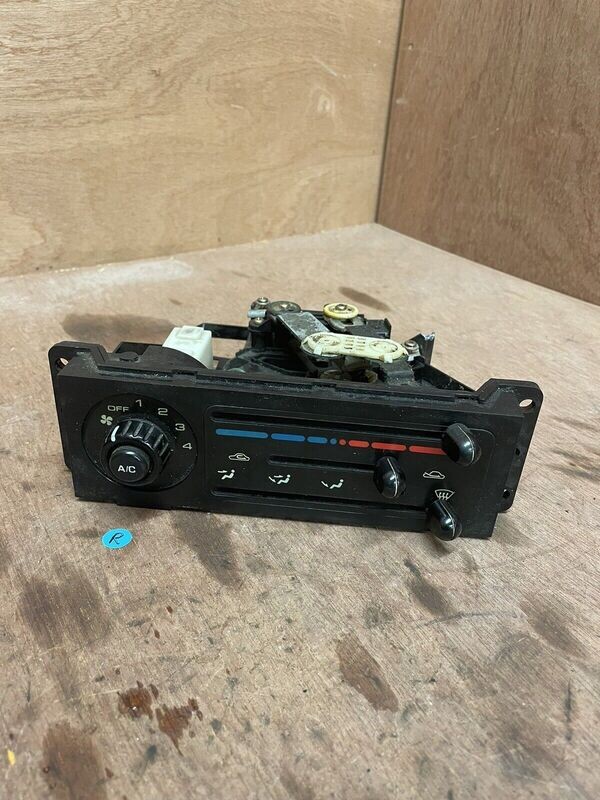 Mazda MX5 MK1 Heater Control Panel - With Air Conditioning *Used*