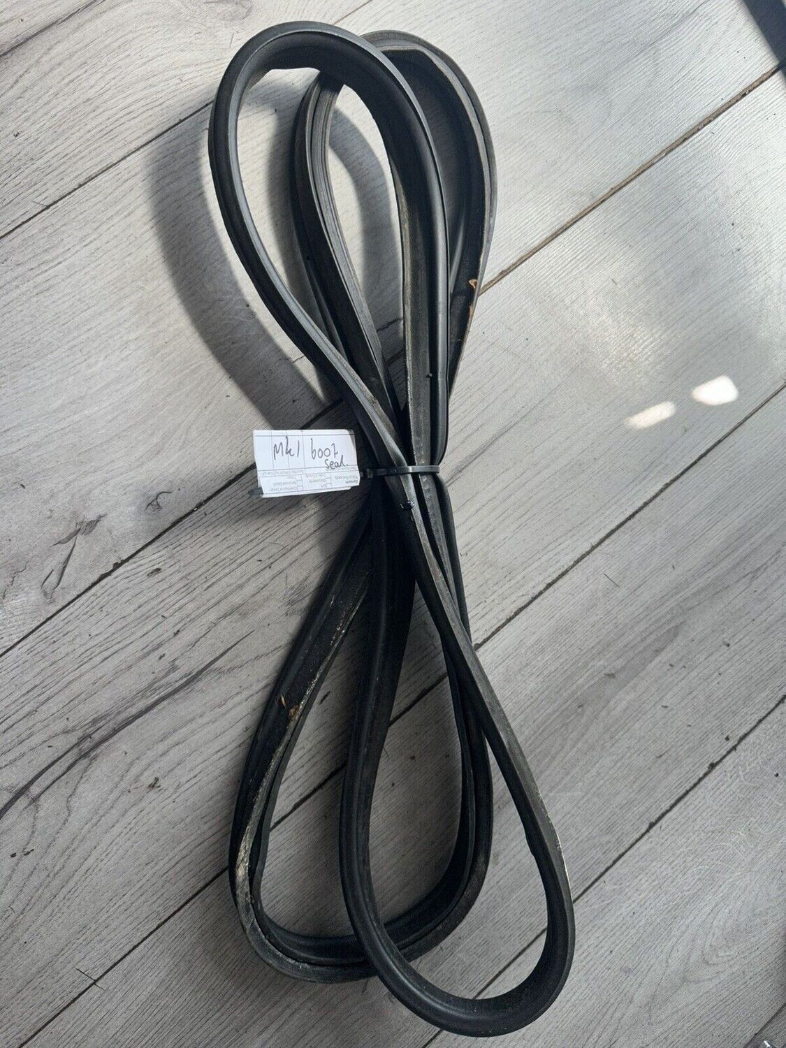Mazda MX5 MK1 Eunos Boot Rubber Seal in Black