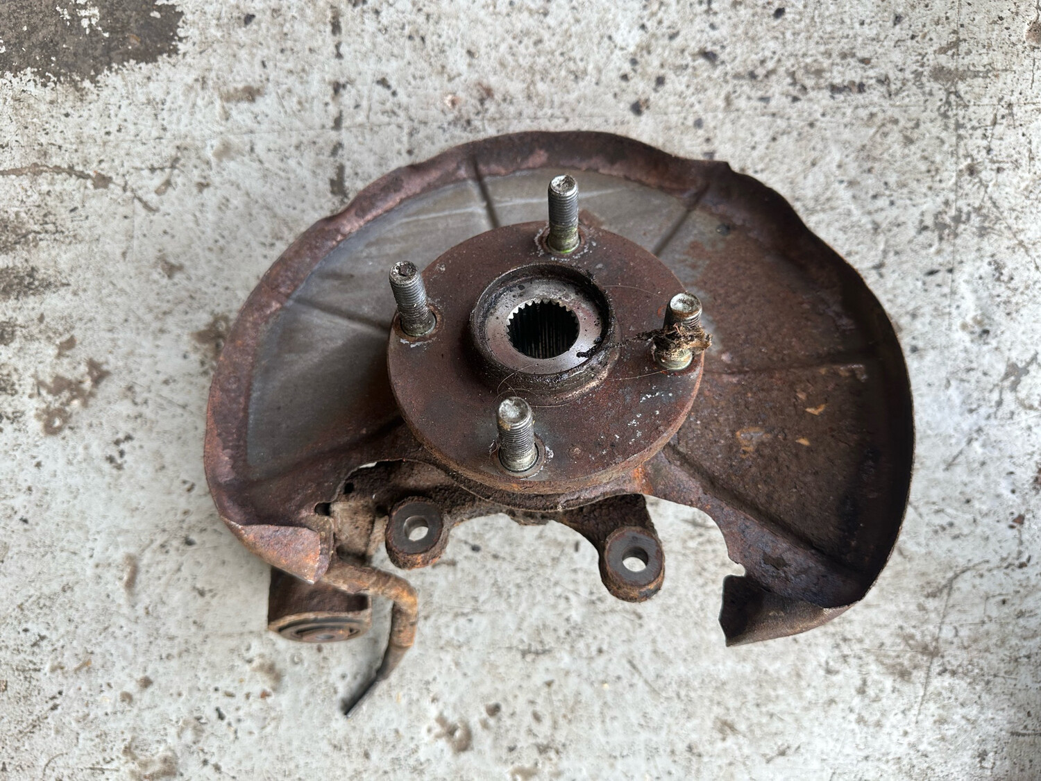 MAZDA MX-5 MK1 MK2 Mk2.5 HUB WITH ABS (REAR PASSENGER SIDE)