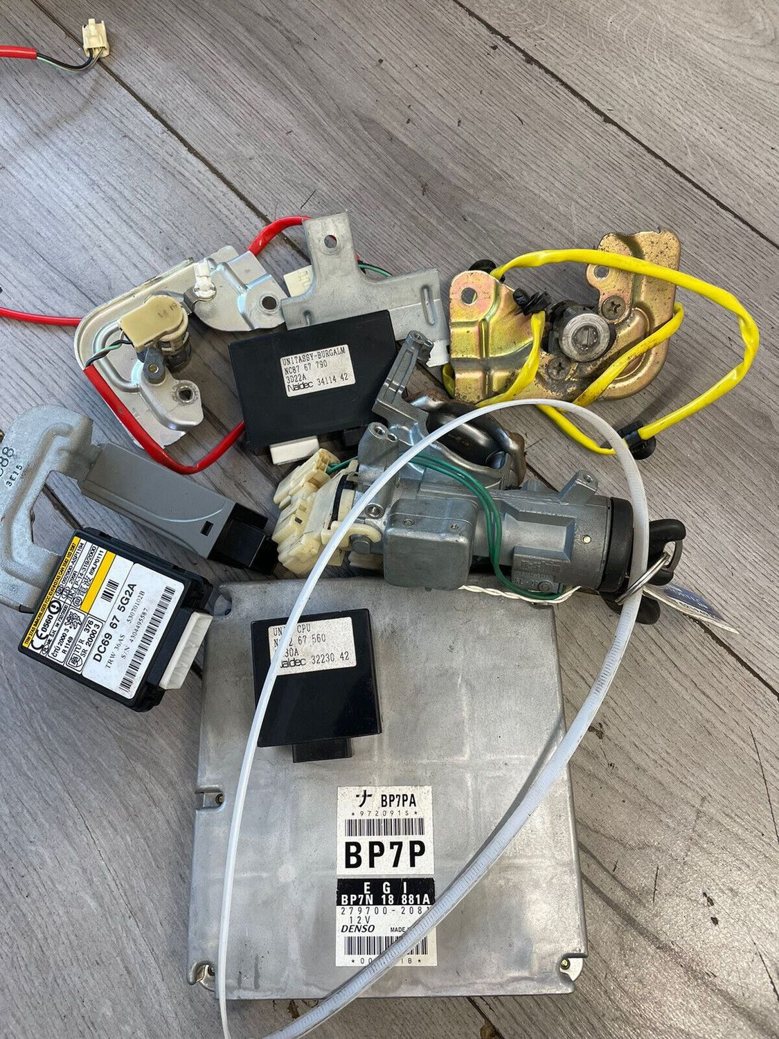 MAZDA MX-5 MX5 1.8 PETROL ENGINE ECU BP7N18881A Ignition And Lock Set BP7P