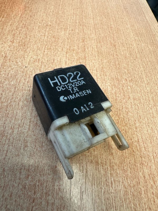 MAZDA MX5 EUNOS (MK2 1998 - 2005) HD22 RELAY  - HEATER BLOWER + MORE