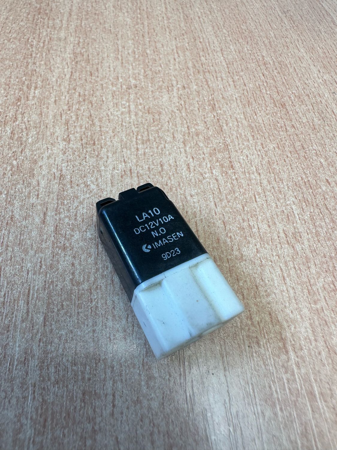 546-Mazda (1990-2003) 4-Pin Black Relay LA10 DC12V 10A N.O Imasen Japan 12V