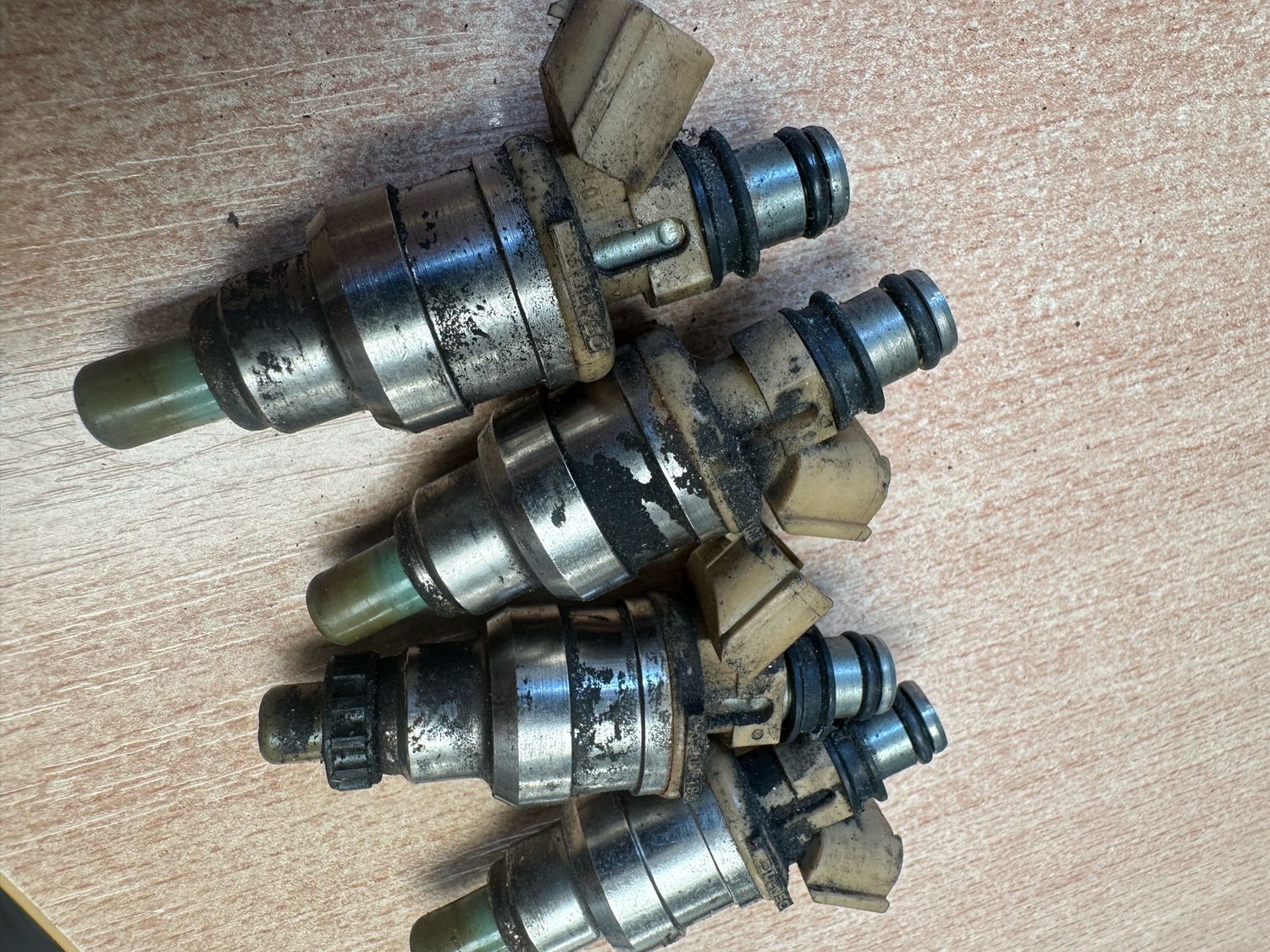 MAZDA MX5 EUNOS (MK1 1993 -  1997) 1.8 - FUEL INJECTORS - SET OF 4 x INJECTOR