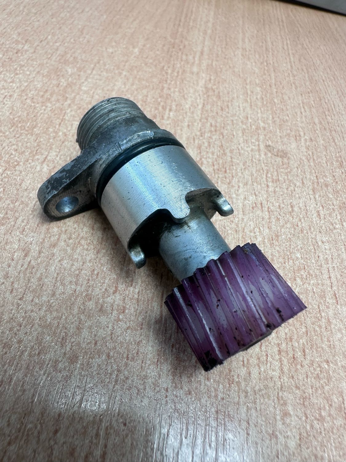 Mazda MX5 - Mk1 (NA) 89-98 - GEARBOX SPEED SENSOR - PURPLE 4.1 speedo drive diff