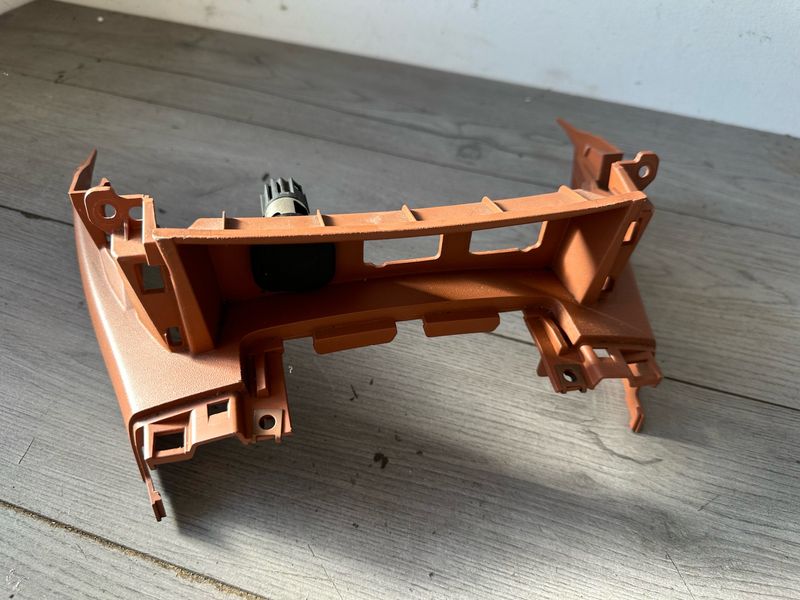 Mazda MX5 MK3 / NC 1.8 / 2.0 - Radio Lower Trim with 12V Lighter Socket Brown