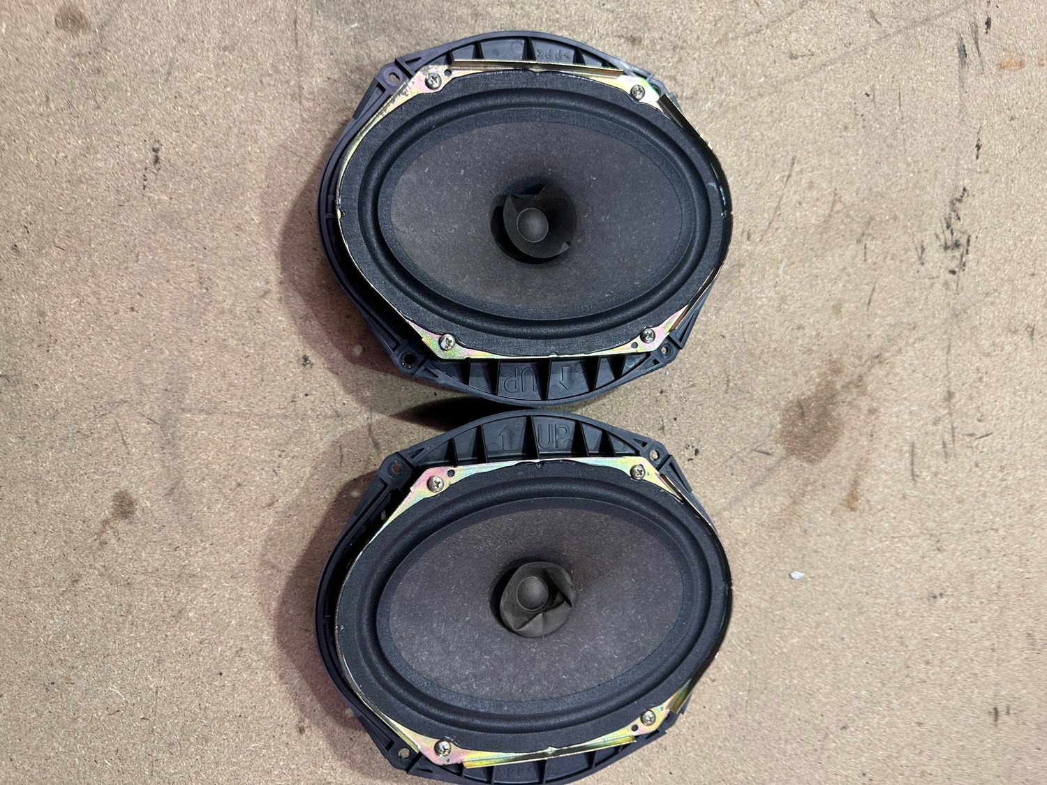 MAZDA MX5 DOOR SPEAKERS  ORIGINAL MAZDA  BOTH SIDES LEFT RIGHT (MK2 1998 - 2005)
