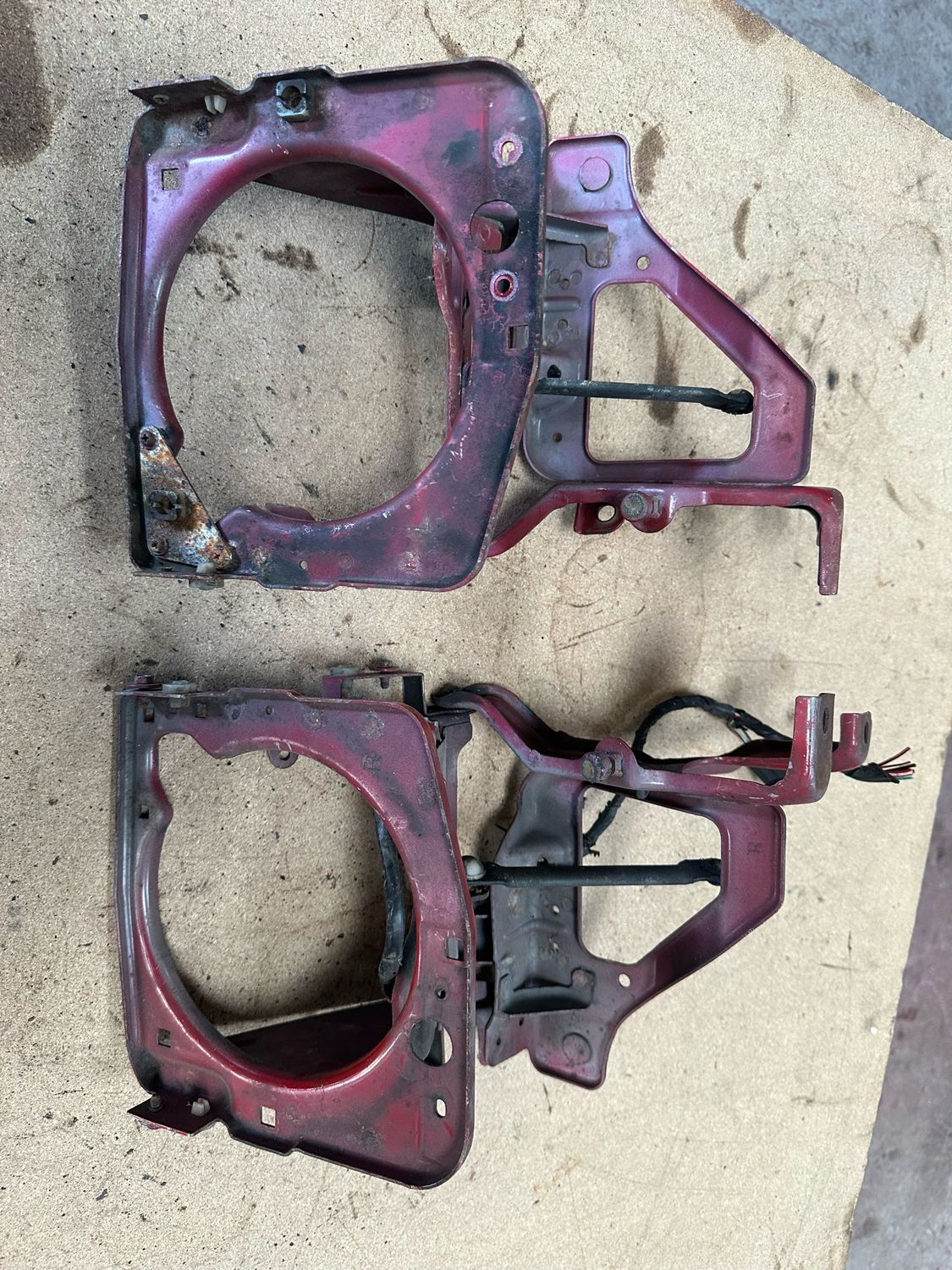 Mazda MX5 Mk1  Pop Up Head Light frames brackets Red Left and Right 1989-1998 Pair Eunos