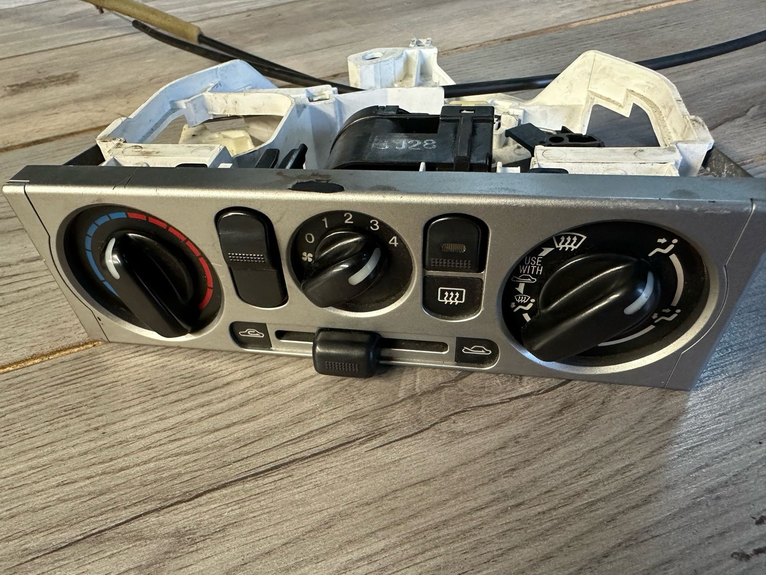 MAZDA MX5 MK2 1998-2005 HEATER CONTROL PANEL DASH DIALS SWITCHES ADJUSTER CABLES Silver