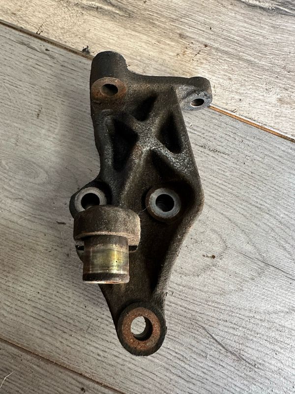 MAZDA MX5 EUNOS MK1 MK2 PAS / POWER STEERING PUMP BRACKET
