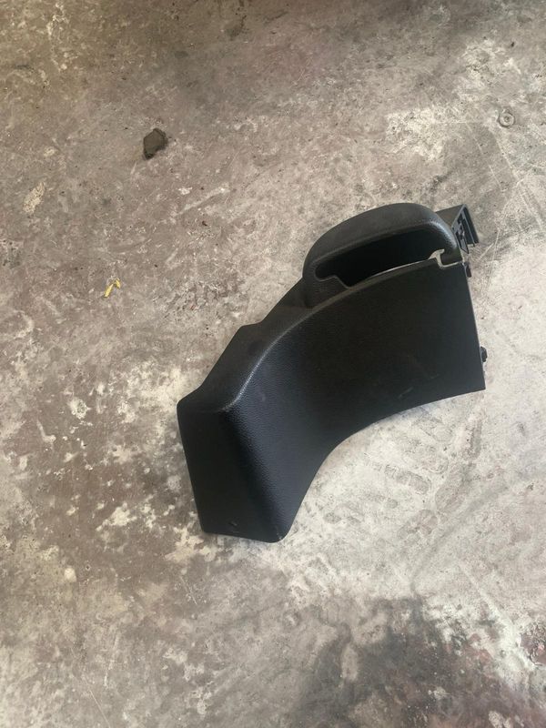 MAZDA MX5 MK3 NC Right Interior Seatbelt Tower / Plastic Trim Cover Soft Top