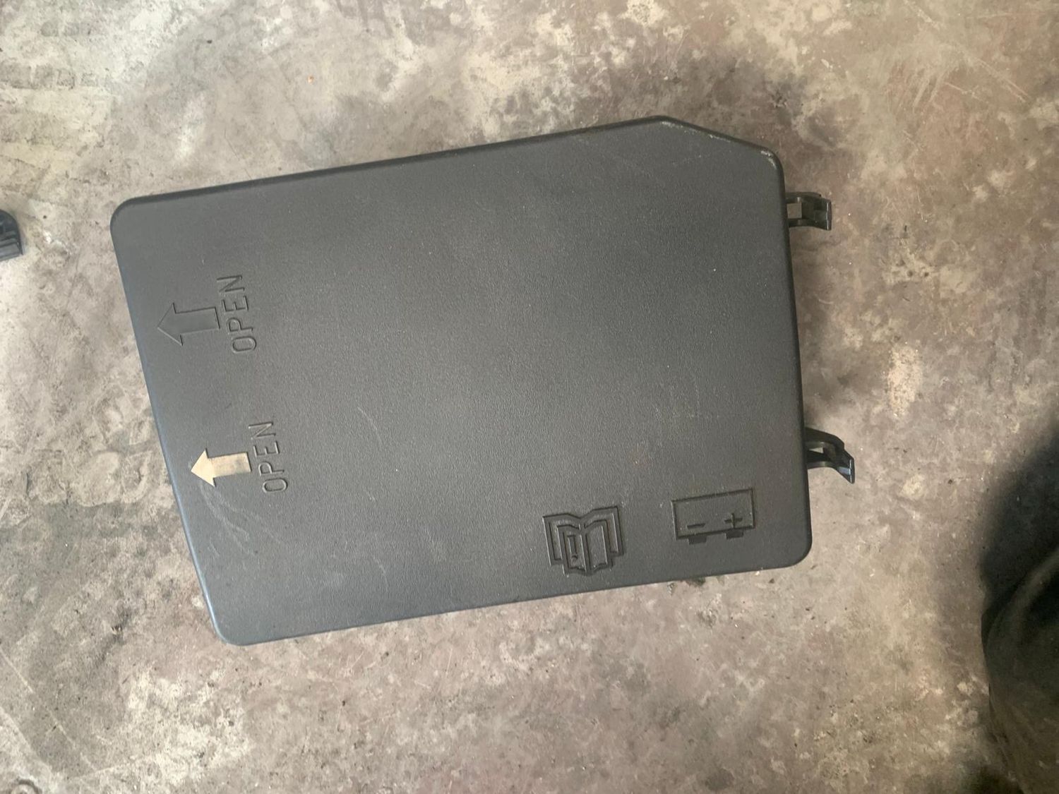 Mazda MX5 Battery Cover / Battery Case Lid - MX5 MK3 / NC (06-15)