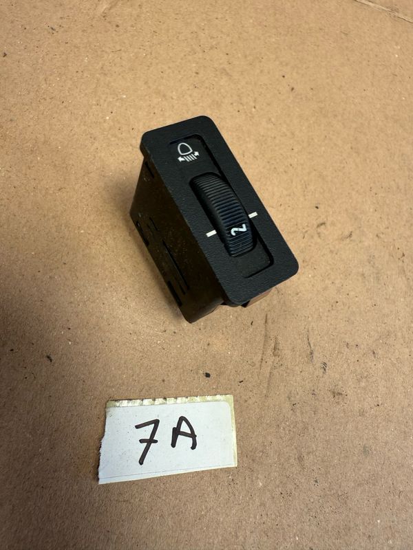BMW Z3 Headlight Level Height Adjustment Switch Button 1999 Convertible 2/3dr