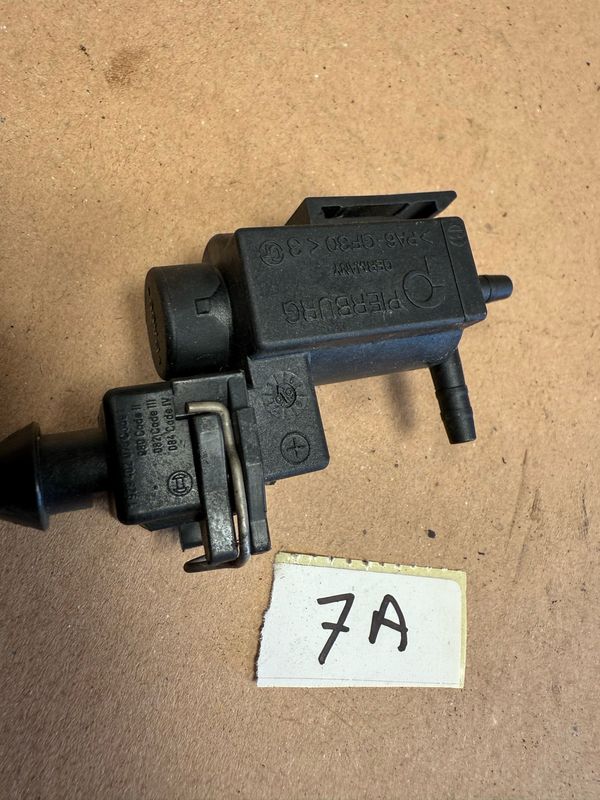 BMW 3 5 Z3 Series E36 E39 Intake EGR Vacuum Valve 1742712