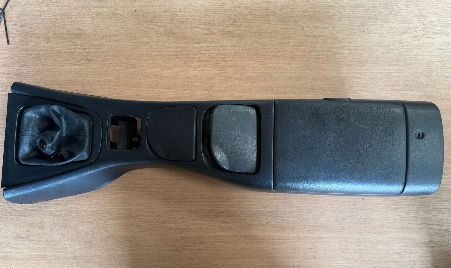 Mazda Mx5 Mk 2.5 dashboard centre console handbrake/gearstick surround panel in black complete with lids and gearstick boot gaiter