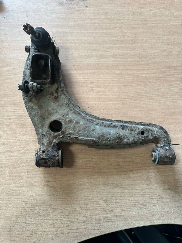 MAZDA MX5 MK2 MK2.5 FRONT LOWER Drivers SIDE WISHBONE SUSPENSION ARM CONTROL
