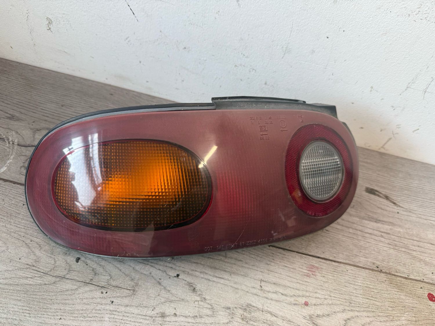 MAZDA MX5 REAR LIGHT UNIT - LEFT LHS (MK1 1989 - 1997) PASSENGER SIDE EUNOS MAZDA MX5 REAR LIGHT UNIT - LEFT LHS (MK1 1989 - 1997) PASSENGER SIDE EUNOS