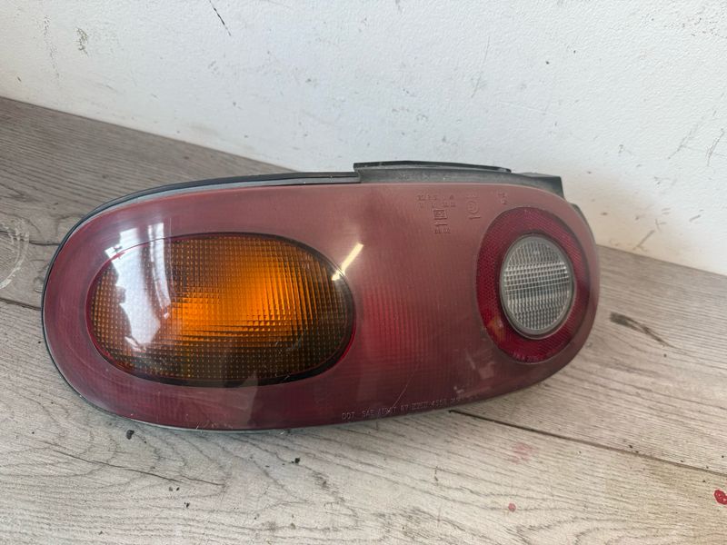 MAZDA MX5 REAR LIGHT UNIT - LEFT  LHS  (MK1 1989 - 1997) PASSENGER SIDE  EUNOS MAZDA MX5 REAR LIGHT UNIT - LEFT  LHS  (MK1 1989 - 1997) PASSENGER SIDE  EUNOS