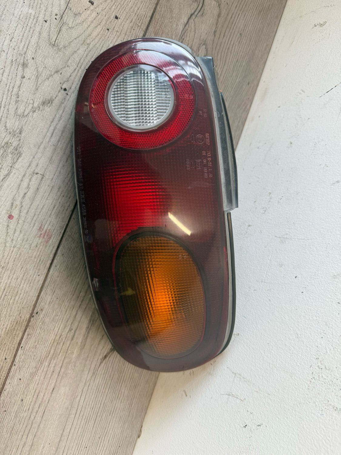 MAZDA MX5 REAR LIGHT UNIT - RIGHT  RHS  (MK1 1989 - 1997) DRIVERS SIDE  EUNOS