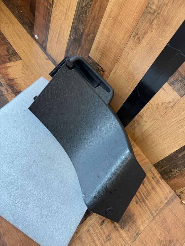 Mazda MX5 MK3 06-15 Seatbelt Cover Trim Front Left Passenger Mazda MX5 MK3 06-15 Seatbelt Cover Trim Front Left Passenger