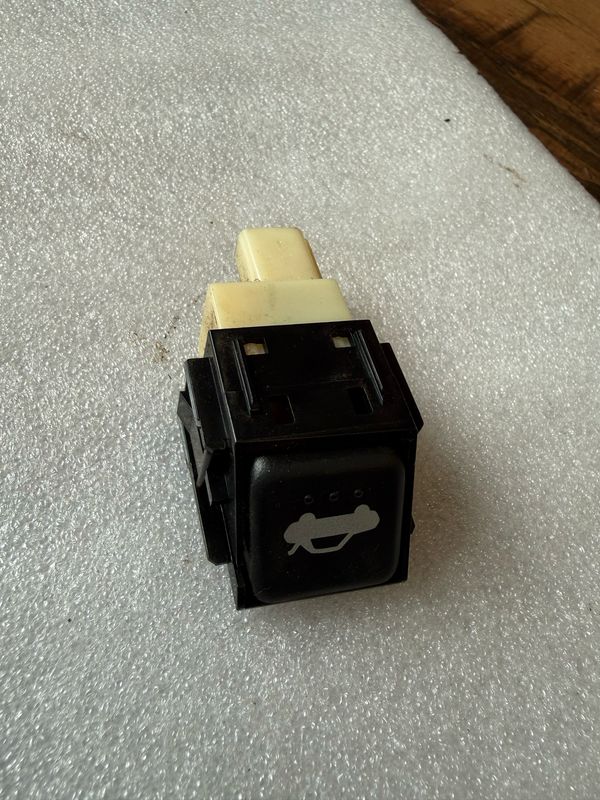 Mazda MX5 MK3 NC 05-15 Boot Release Switch Button MK3.5 MK3.75 Mazda MX5 MK3 NC 05-15 Boot Release Switch Button MK3.5 MK3.75