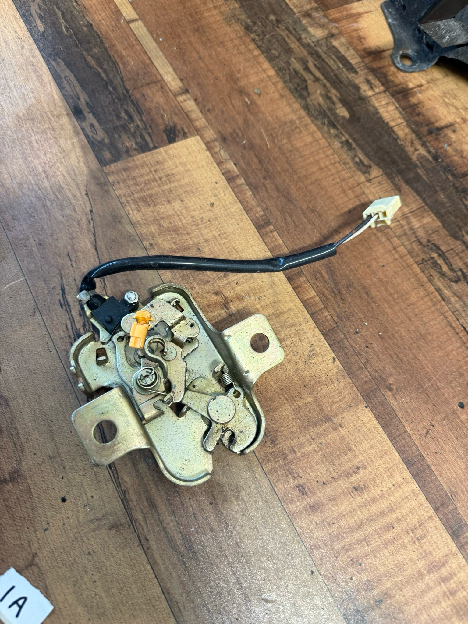Mazda MX5 MX-5 MK2.5 1998-2005 Boot Release Catch Latch