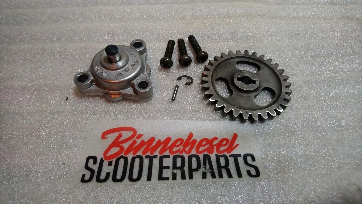 Ölpumpe Suzuki F401 DR125/GN125/GS125