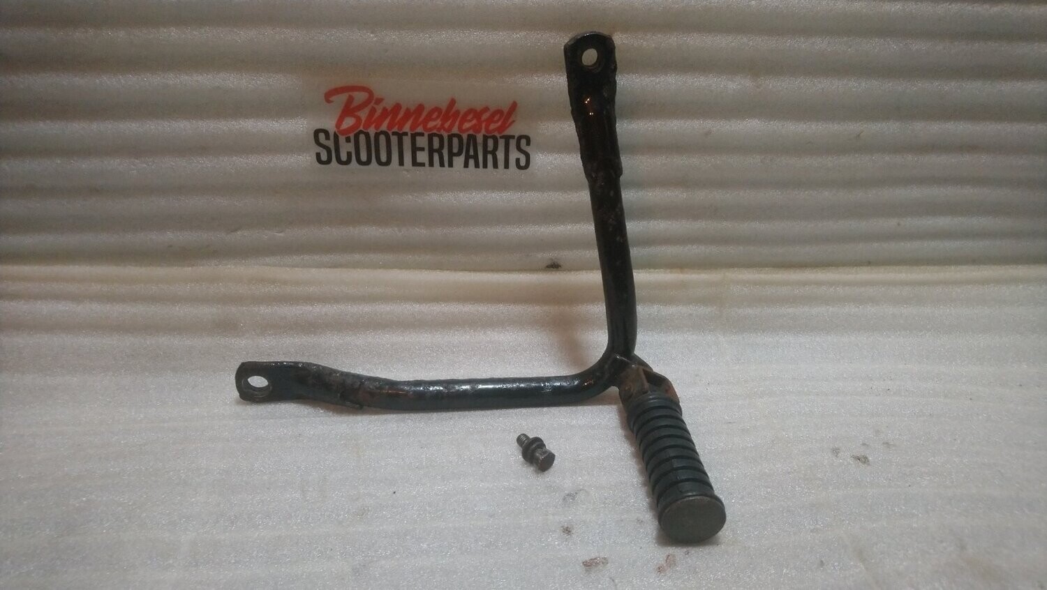 Fußraste Yamaha RS 100 1Y8 Sozius Links +Konsole