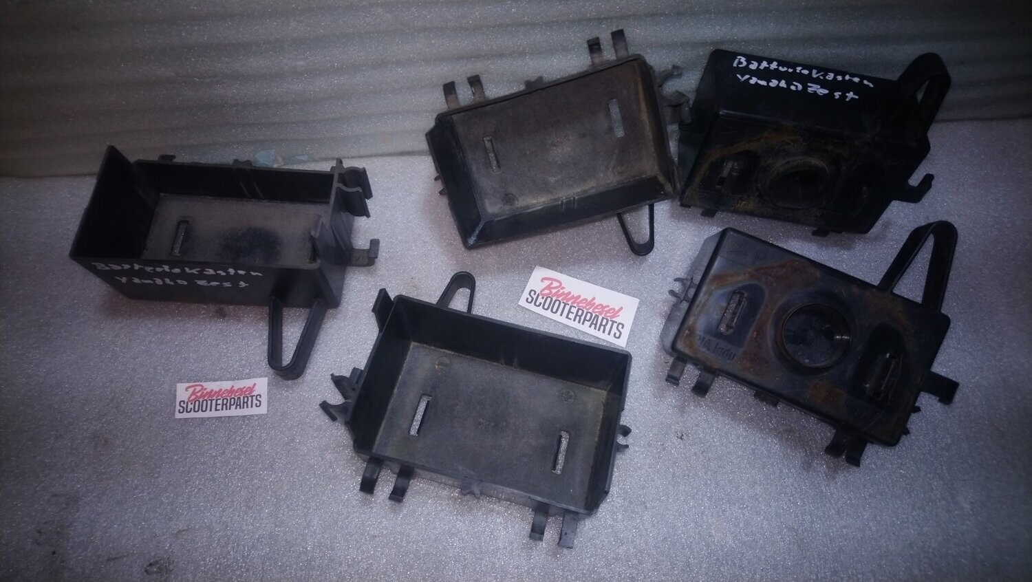 Verkleidung Yamaha Zest Batteriekasten