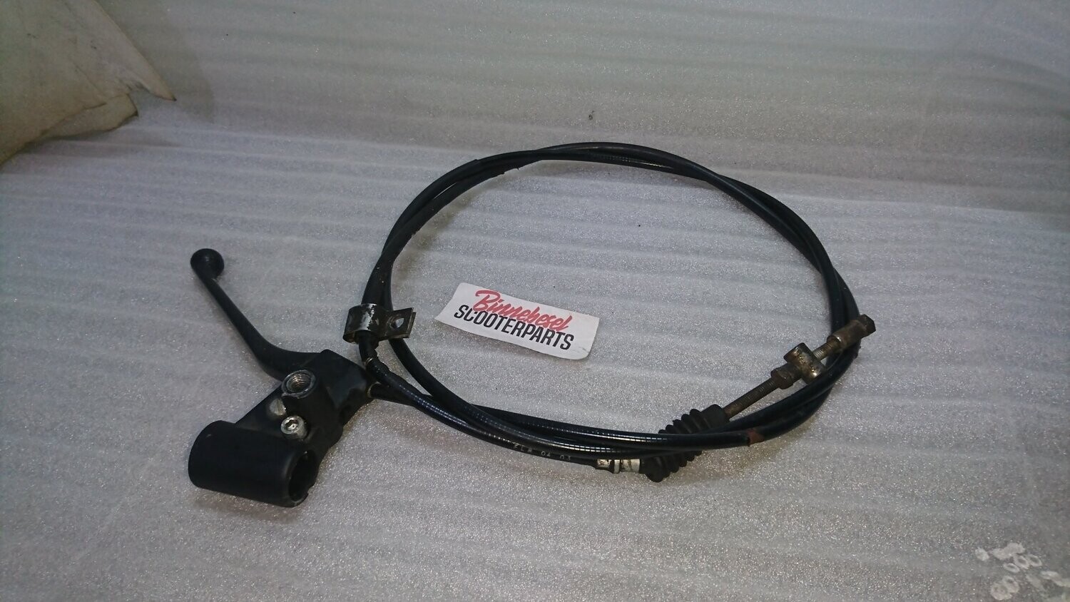 Bremshebel Piaggio Zip2 C25 Links mit Zug hinten