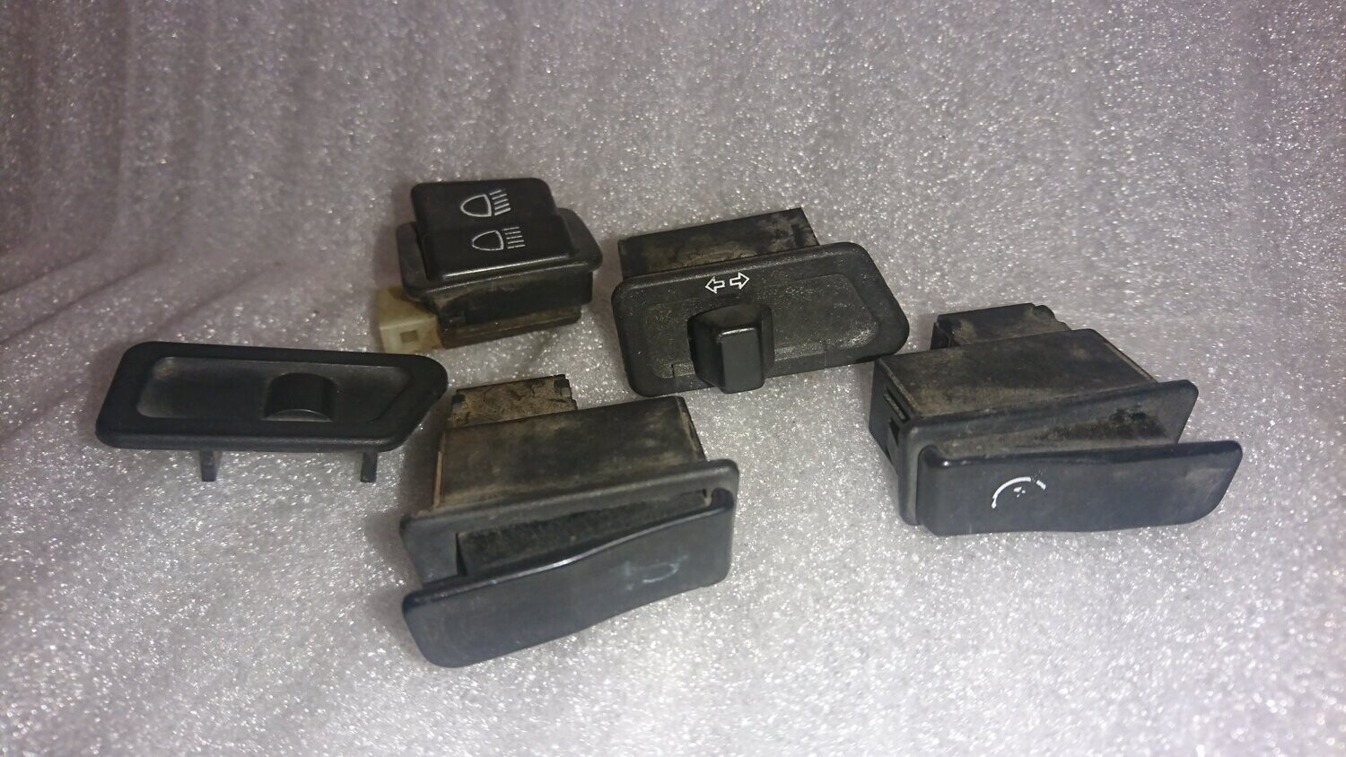 Schalter Aprilia SR50 Set Piaggio Komplett