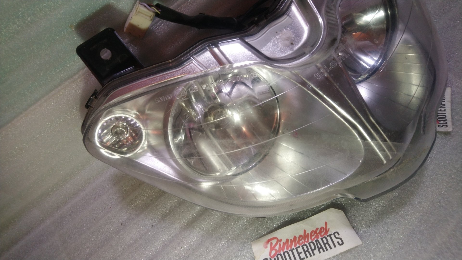 Scheinwerfer Gilera Runner SP 50 C46 Triom 320340