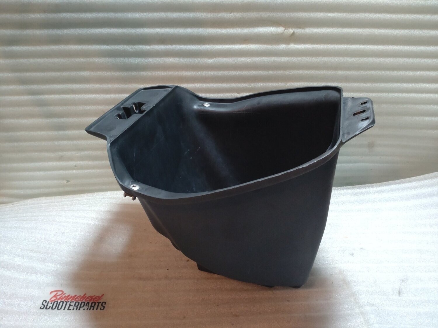 Verkleidung Aprilia Classic 125 Helmfach