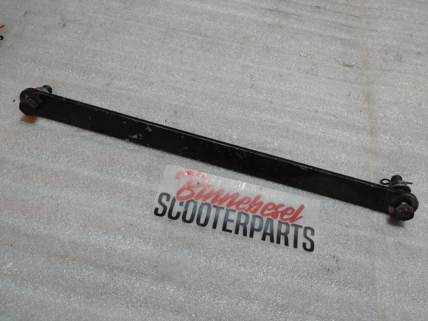 Halterung Kawasaki LTD 450 Strebe Bremsankerplatte