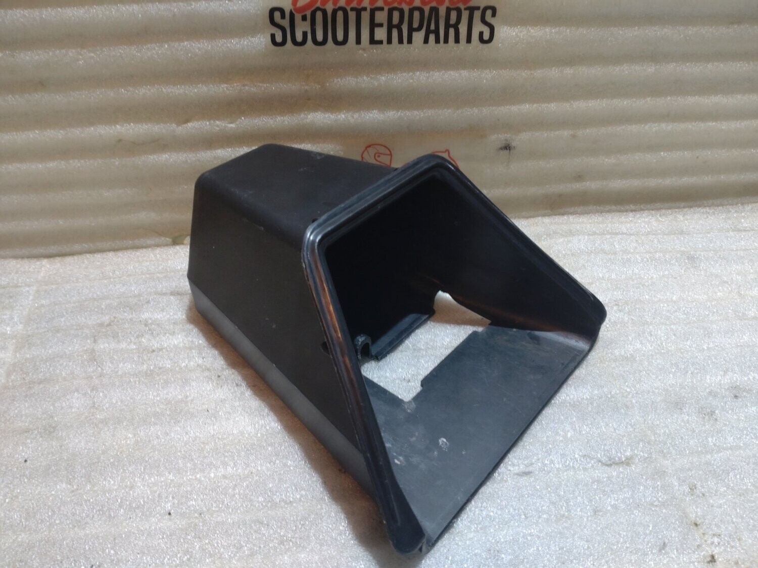 Verkleidung Yamaha XS 400 12E Staufach