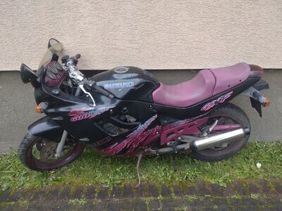 Suzuki GSX 600 F / GN72B