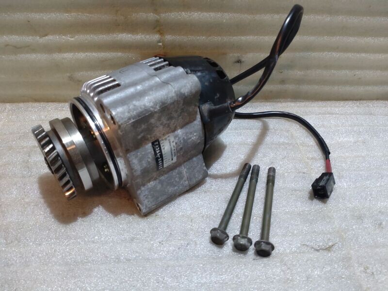 Lichtmaschine Suzuki GSX 600 F GN72B Generator Lichtmaschine Suzuki GSX 600 F GN72B Generator