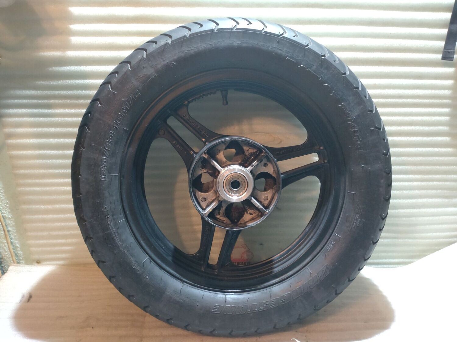 Felge Kawasaki GPZ 500s EX500A Hinterrad R-1203 J16xMT2,50 +Reifen 130-90-16 MC