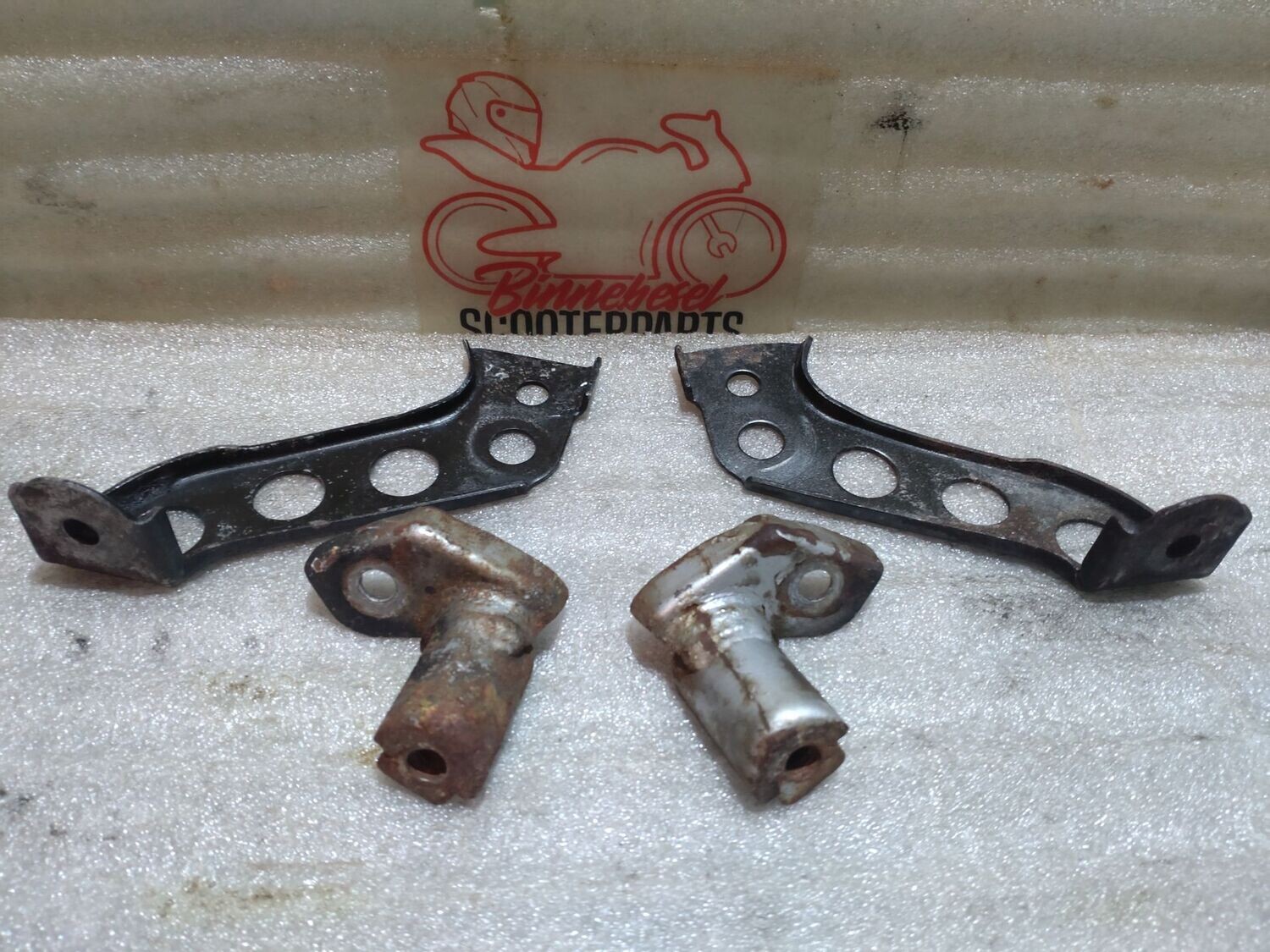 Halterung Kawasaki GPZ 500s EX500A Verkleidungshalter Bug