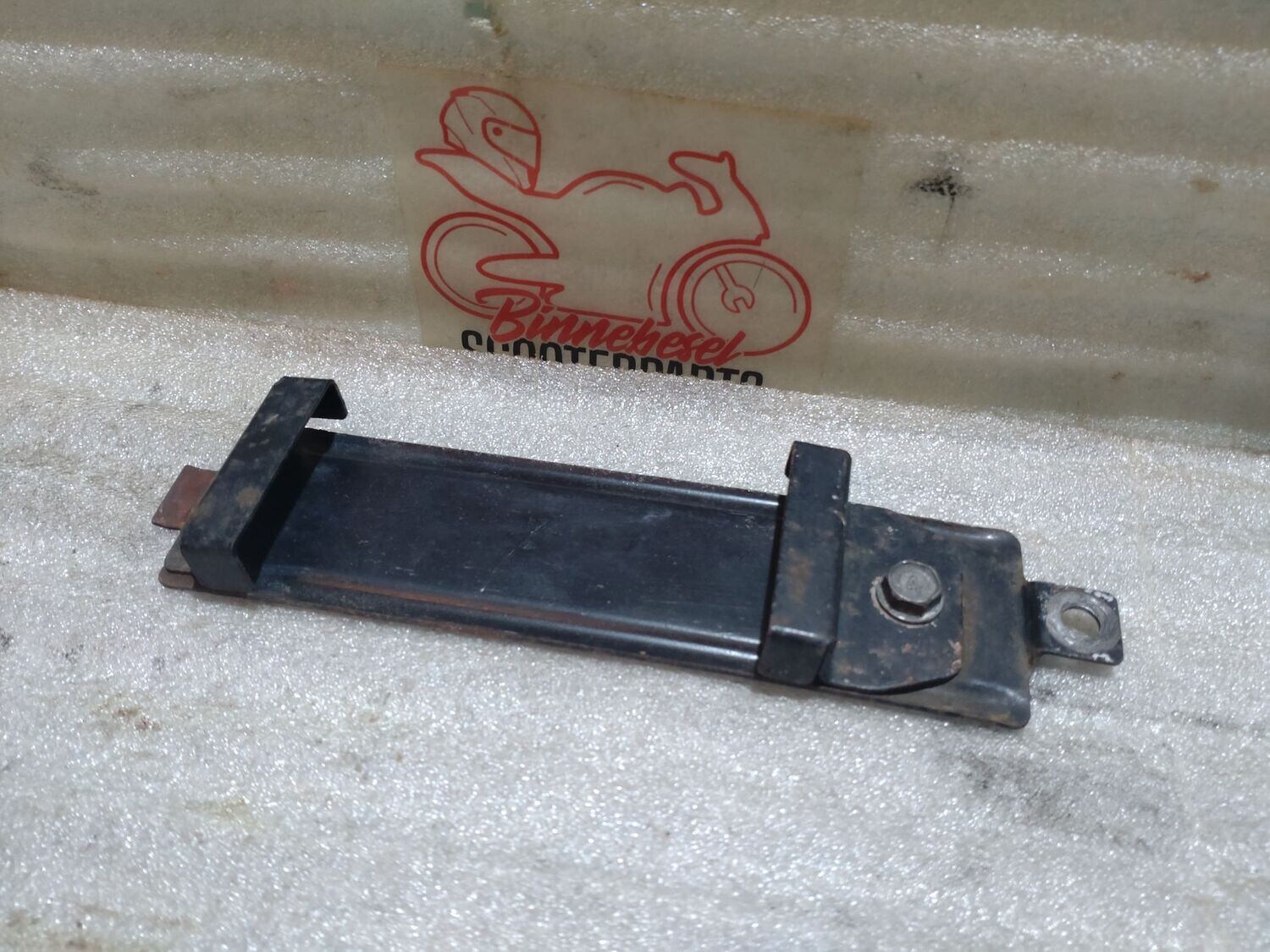 Halterung Kawasaki GPZ 500s EX500A Halteblech Batterie & Sicherungskasten