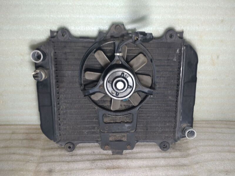 Radiator Kawasaki GPZ 500s EX500A #3 +Lüfter Radiator Kawasaki GPZ 500s EX500A #3 +Lüfter