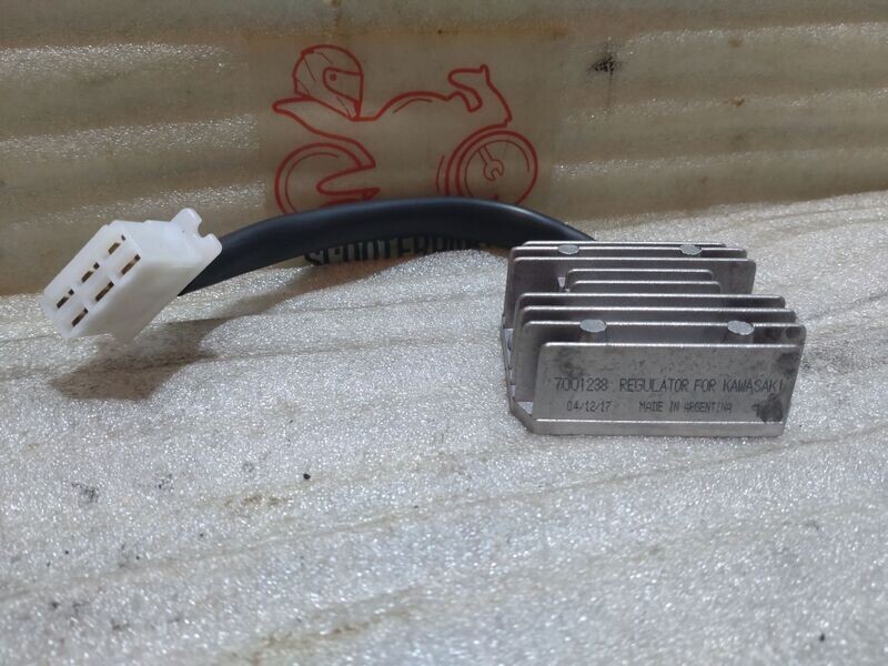 Spannungsregler Kawasaki GPZ 500s EX500A Nachbau SH530-12